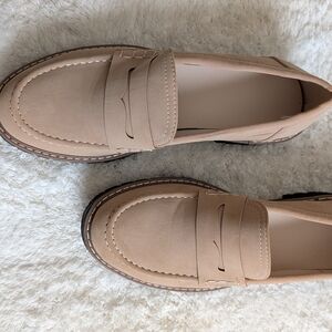 Womens Tan Loafers